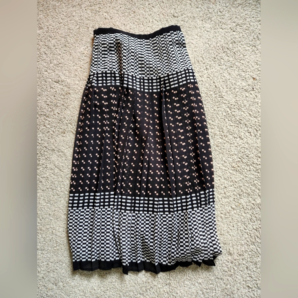 Club Monaco Midi Pleated Skirt Size 12